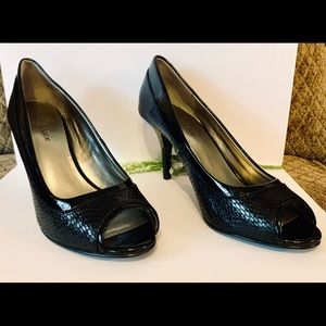 Kelly & Katie Peep Toe Heel